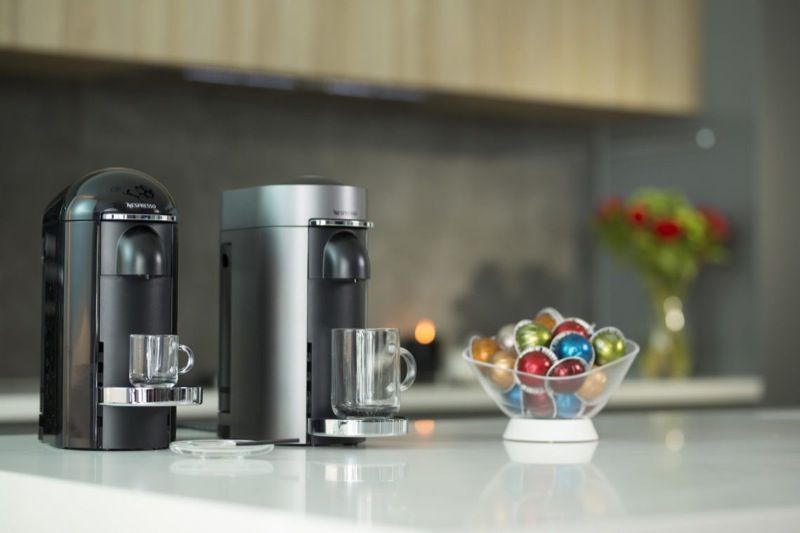 Breville - Nespresso VertuoPlus Pod Coffee Machine - BNV420BLK
