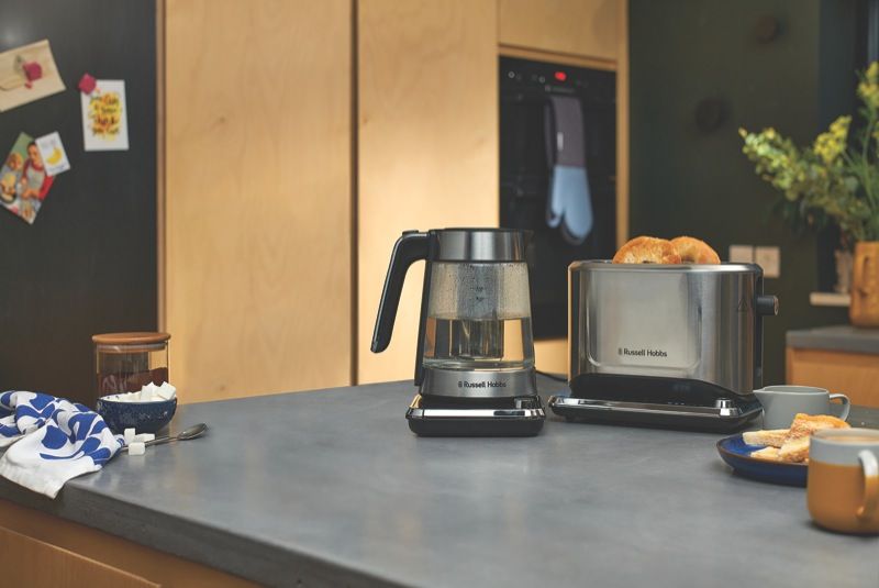 Russell Hobbs Attentiv Kettle, RHK800 - Kettles & Jugs