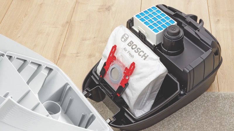 Bosch - Series 6 ProHygienic Bagged Vacuum Cleaner – White - BGL6HYGAU
