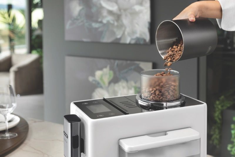 DeLonghi - Rivelia Fully Automatic Coffee Machine - Artic White - EXAM44055W