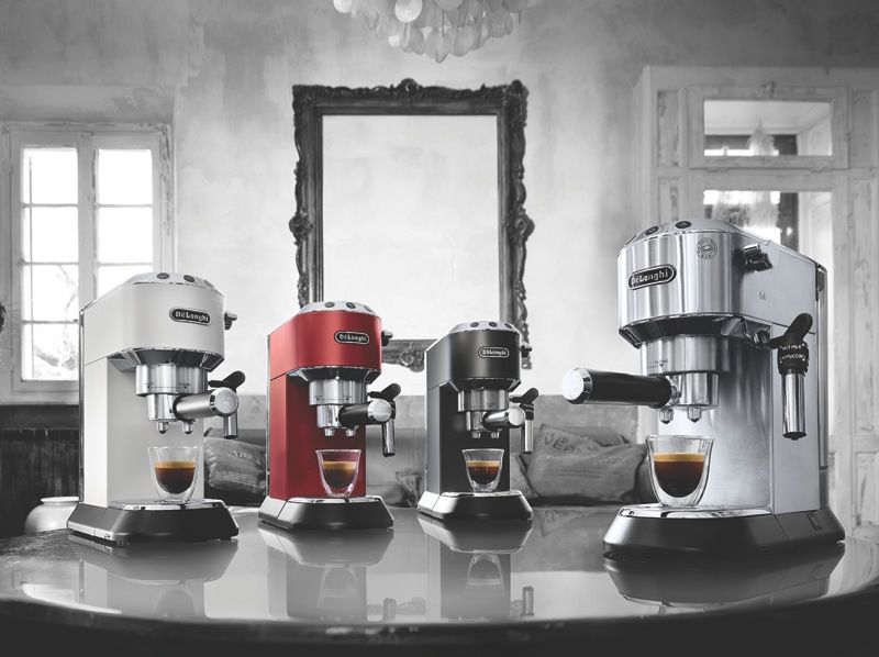  - Dedica Pump Espresso Coffee Machine - EC685BK