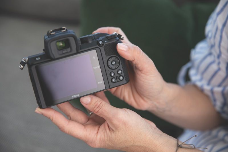 Nikon Z 50 Mirrorless Camera + Z 16-50mm Lens Kit VOK050XA