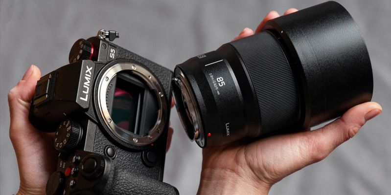Panasonic - Lumix S 85mm F/1.8 Camera Lens - SS85GC