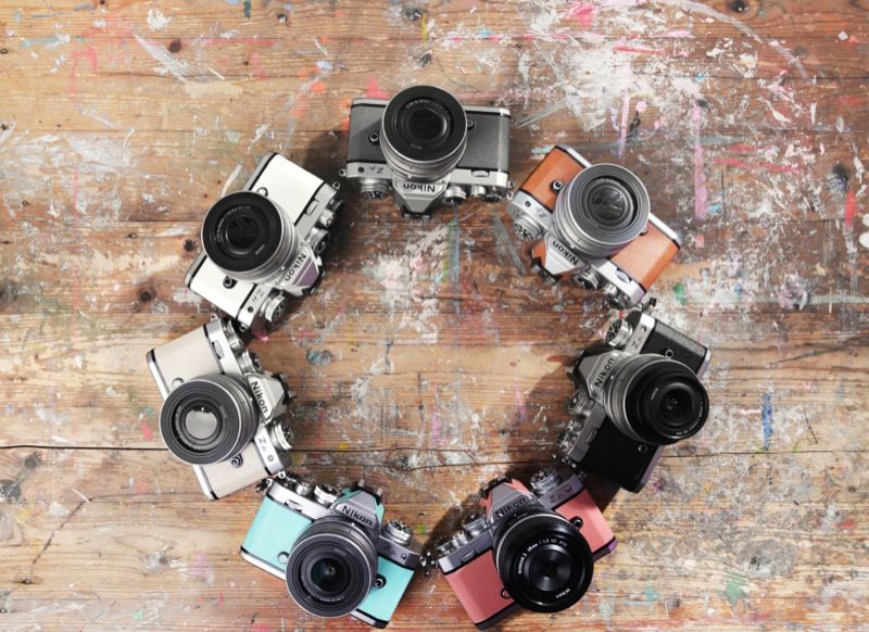 Nikon Z fc Mirrorless Camera - Coral Pink + Z DX 16-50mm Lens Kit ZFC095XA