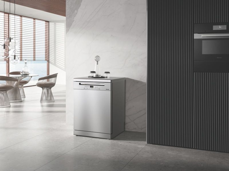Miele - 60cm Freestanding Dishwasher - Clean Steel - G5210SCCLST