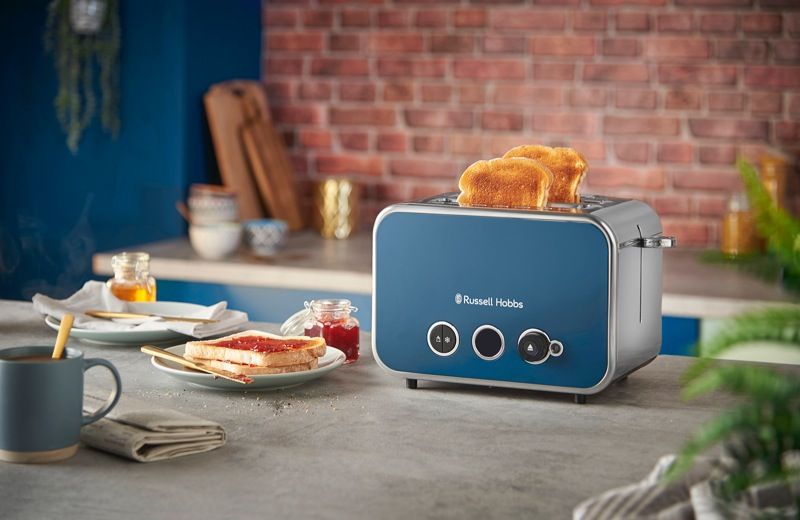 Russell Hobbs 2-Slice Retro Style Blue Toaster 
