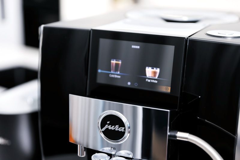 Jura - Z10 Fully Automatic Coffee Machine - Diamond Black - 15423