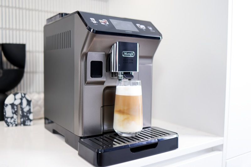 DeLonghi - Eletta Explore Fully Automatic Coffee Machine – Titanium - ECAM45086T